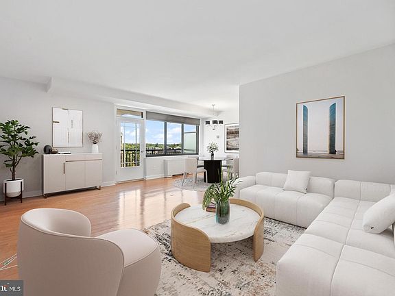 2nd image of 4740 Connecticut Ave NW APT 804