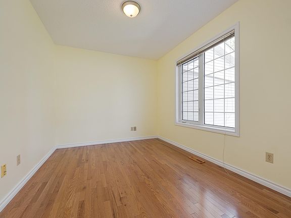 5th image of 9704 165th St NW #6