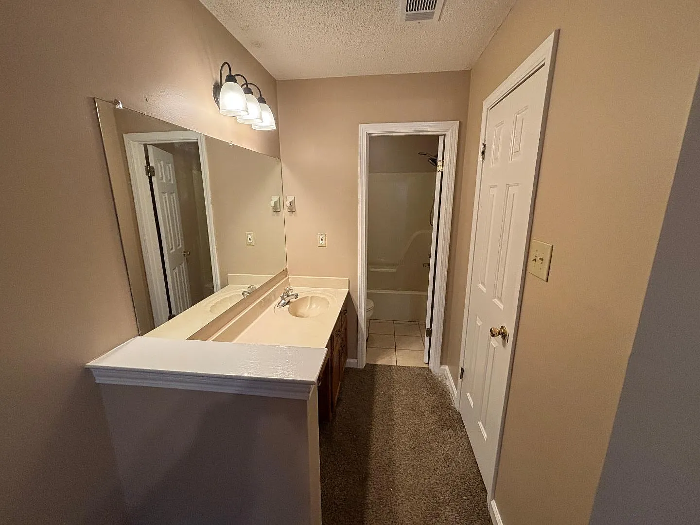 2552 Arborgreen Cove — Photo 3