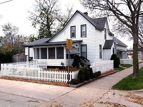 Fenced-In Yard