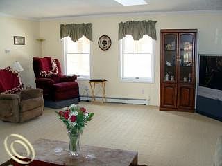 5th image of 1220 Merkle St