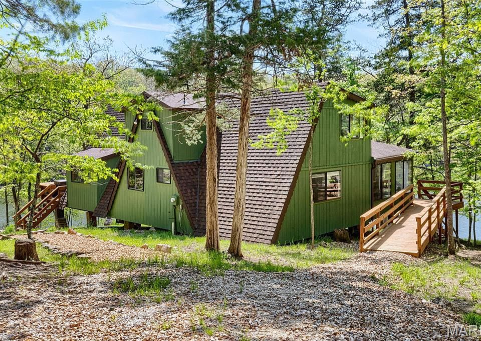 1st image of 121 Innsbrook Pines Dr