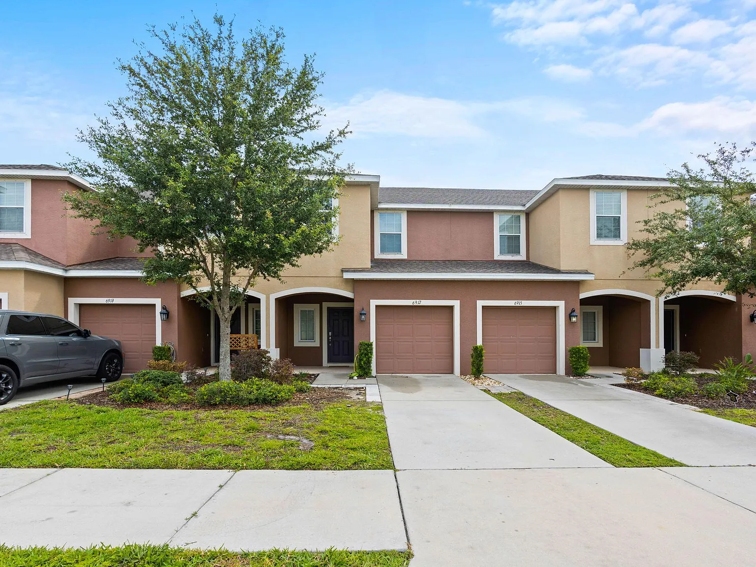 3 bed, 1400 sqft, $2,250 — Photo 1