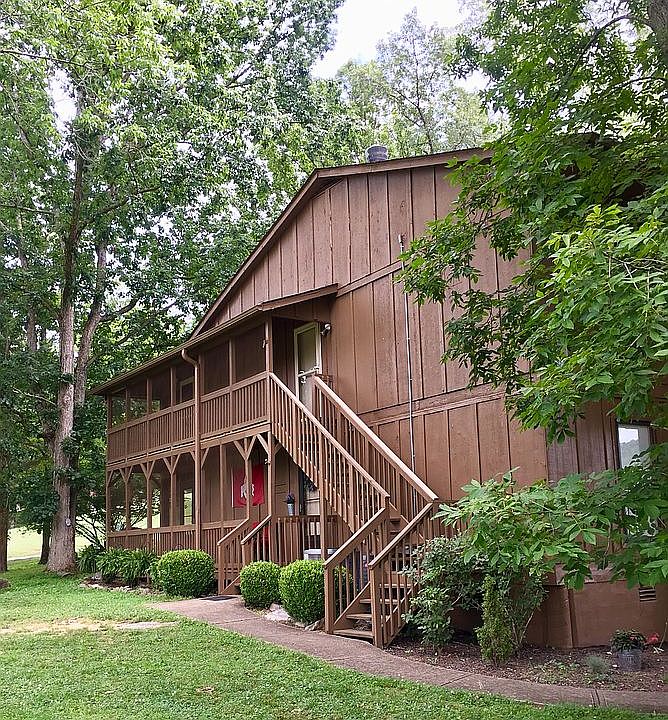 Unit 84-2 second level