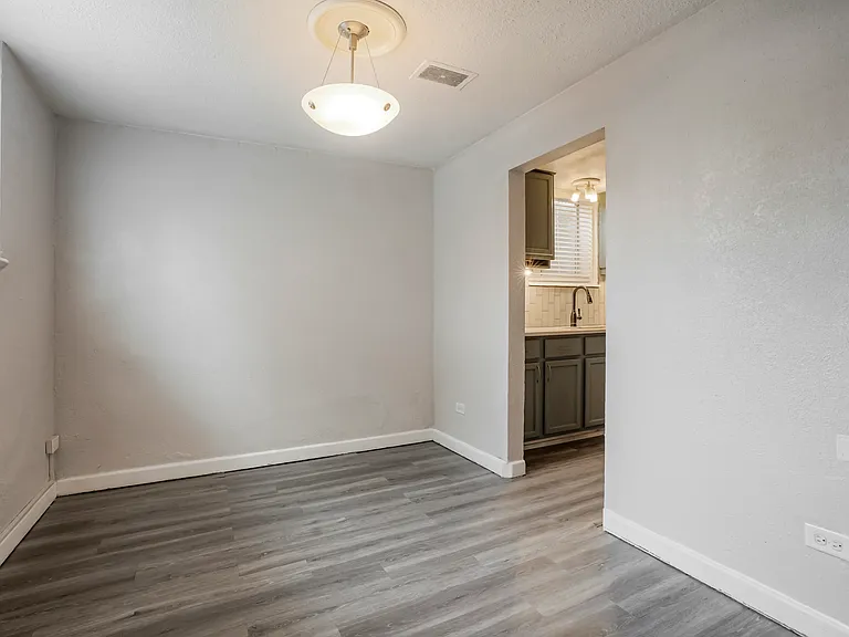 2824 W 38th Ave #2824 — Photo 6