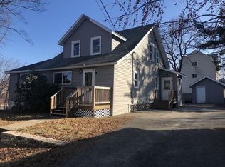 4 Poplar St, Worcester, MA 01606