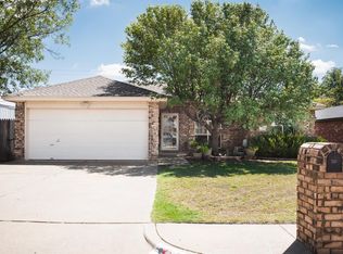 720 15th St, Shallowater, TX 79363