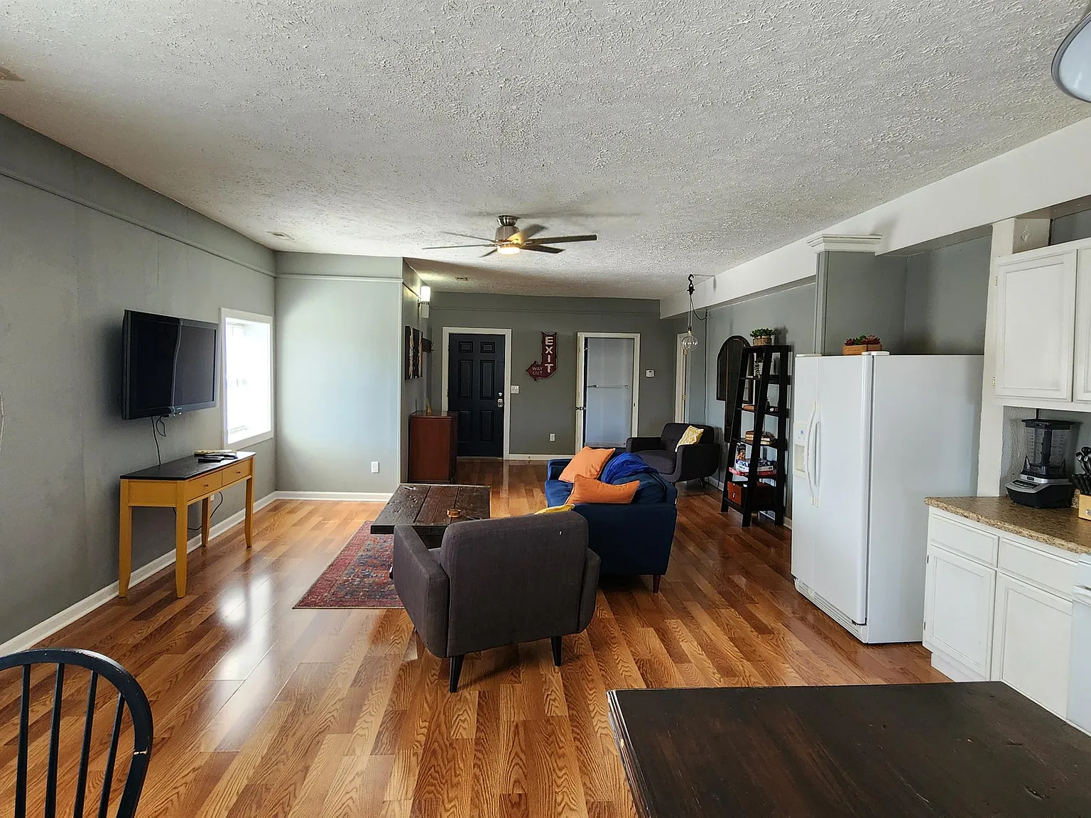 501 South Frisco - 2 — Photo 3