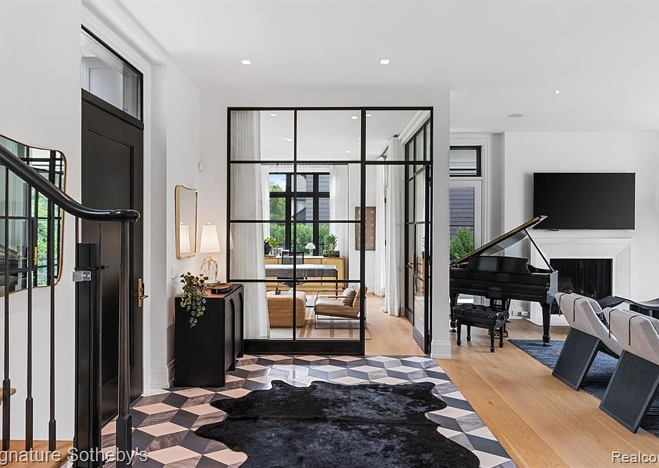 273 Euclid Ave, Birmingham, MI 48009 MLS 20230073476 Zillow