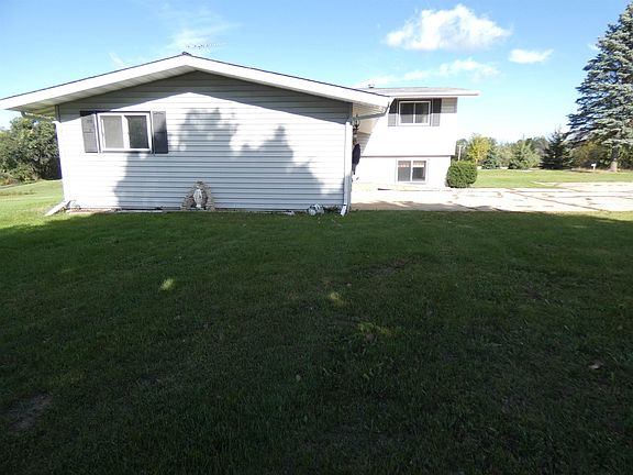3rd image of 4028 State Highway 23 St