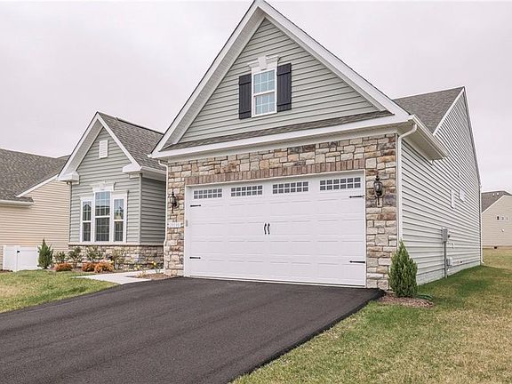 3rd image of 29598 Vincent Village Dr