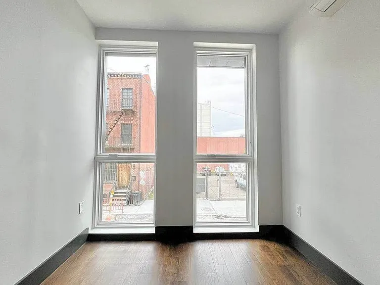 304 Water St #1B — Photo 5
