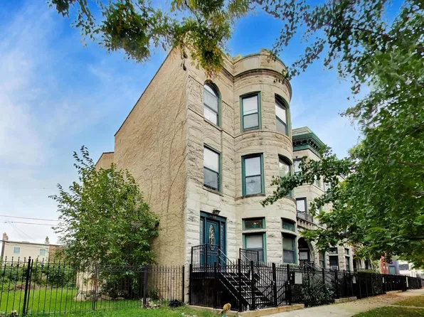 2658 W Washington Blvd APT 1, Chicago, IL 60612