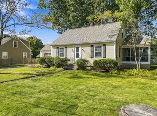 12 Nutting St, Nashua, NH 03064