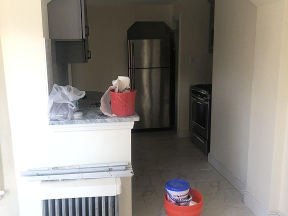 5th image of 29 Dighton St #5