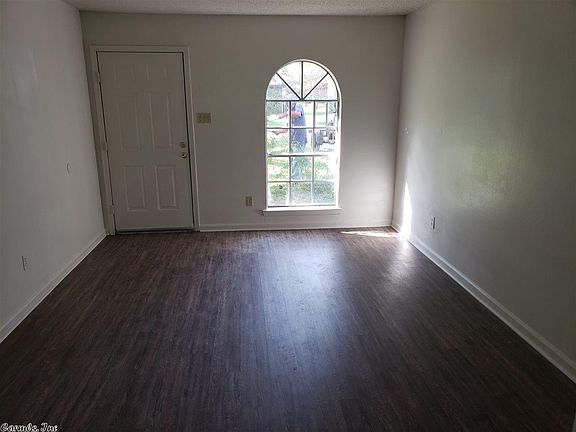 3rd image of 10924 Charlotte Dr