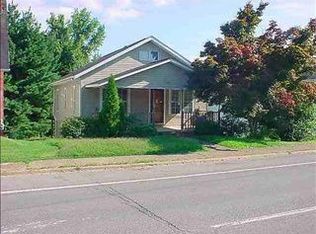 2929 Auburn Rd, Huntington, WV 25704