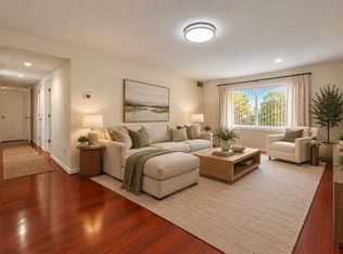 Place Lane Condominiums, Woburn, MA 01801