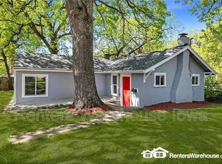 2616 Payne Rd, Des Moines, IA 50310