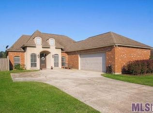 34051 Spring Lake Dr, Walker, LA 70785