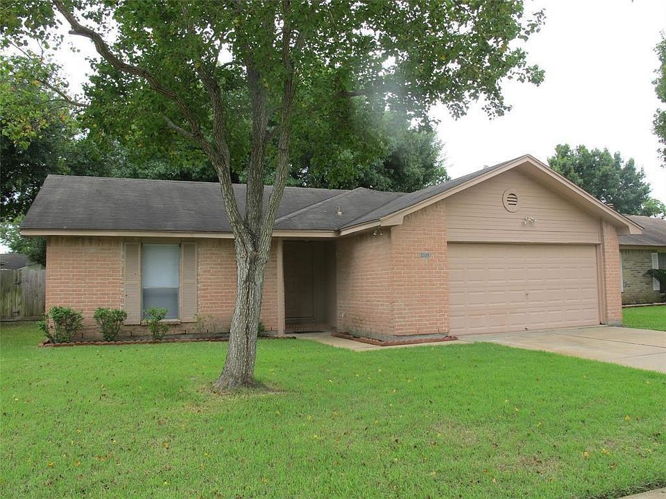 1st image of 24019 Tayloe House Ln