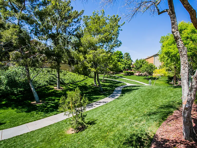 The Layne at Peccole Ranch — Photo 36
