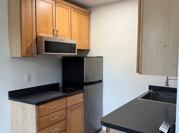 33 1/2 Cannon St #301, Charleston, SC 29403