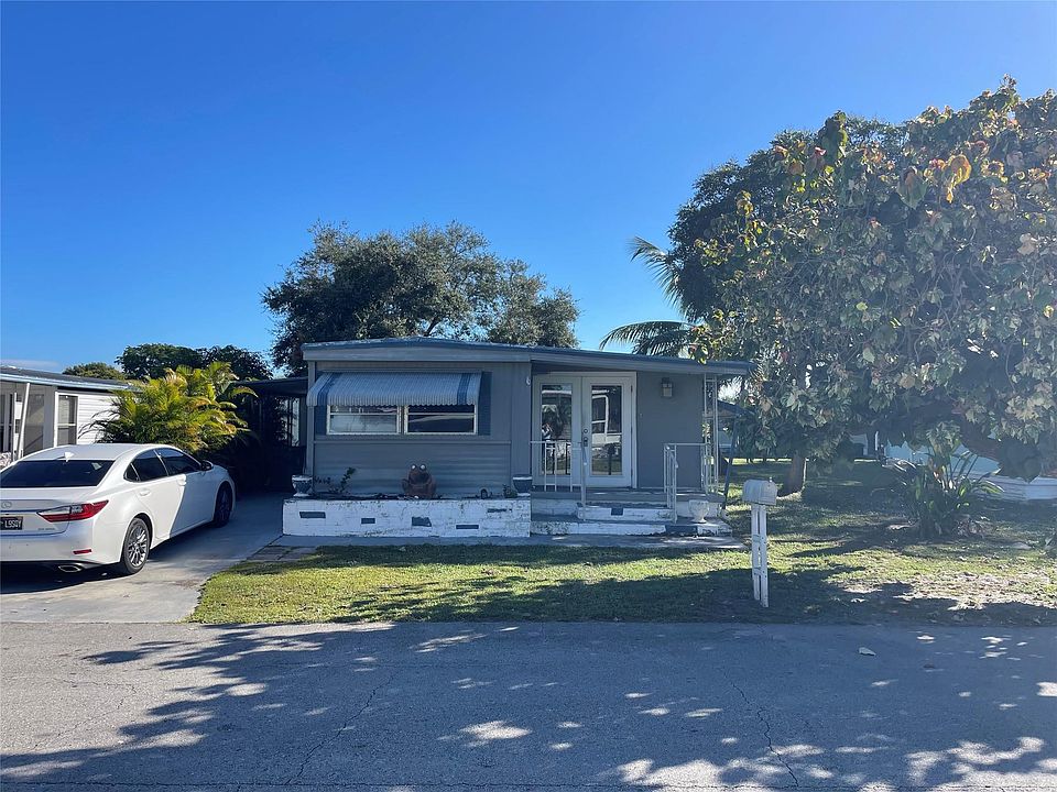 1st image of 1670 SW 84th Avenue