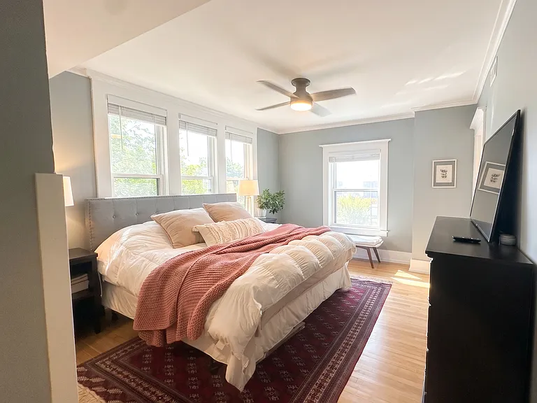 4018 Ingersoll Ave — Photo 10