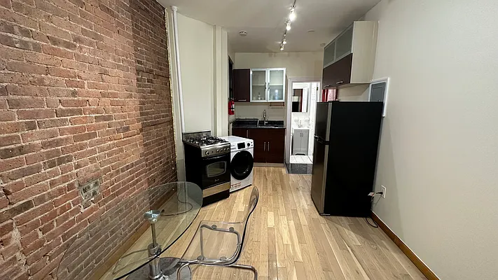 Rented by Owner | media 8