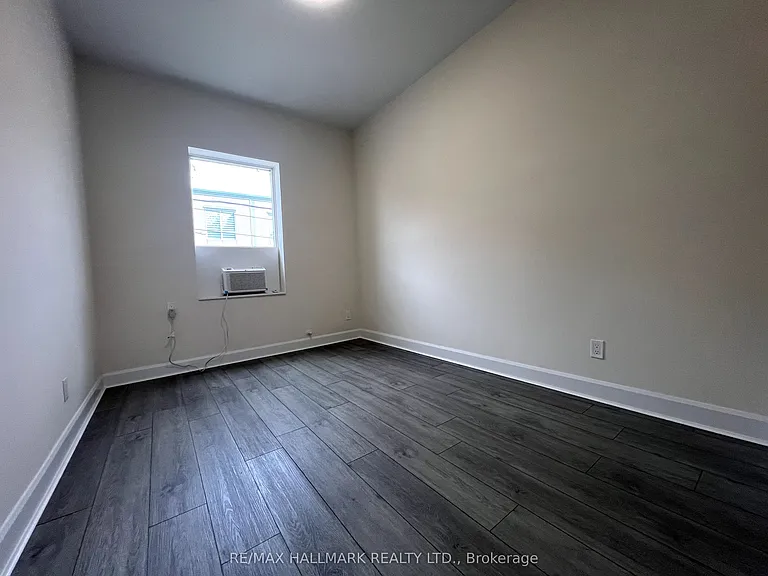 420 Parliament St #1 — Photo 13