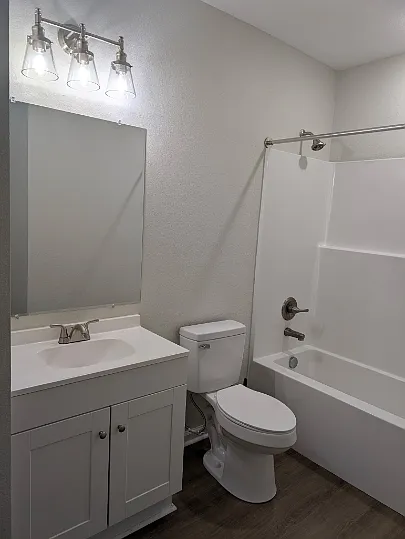 1106 S Mitchell St — Photo 6