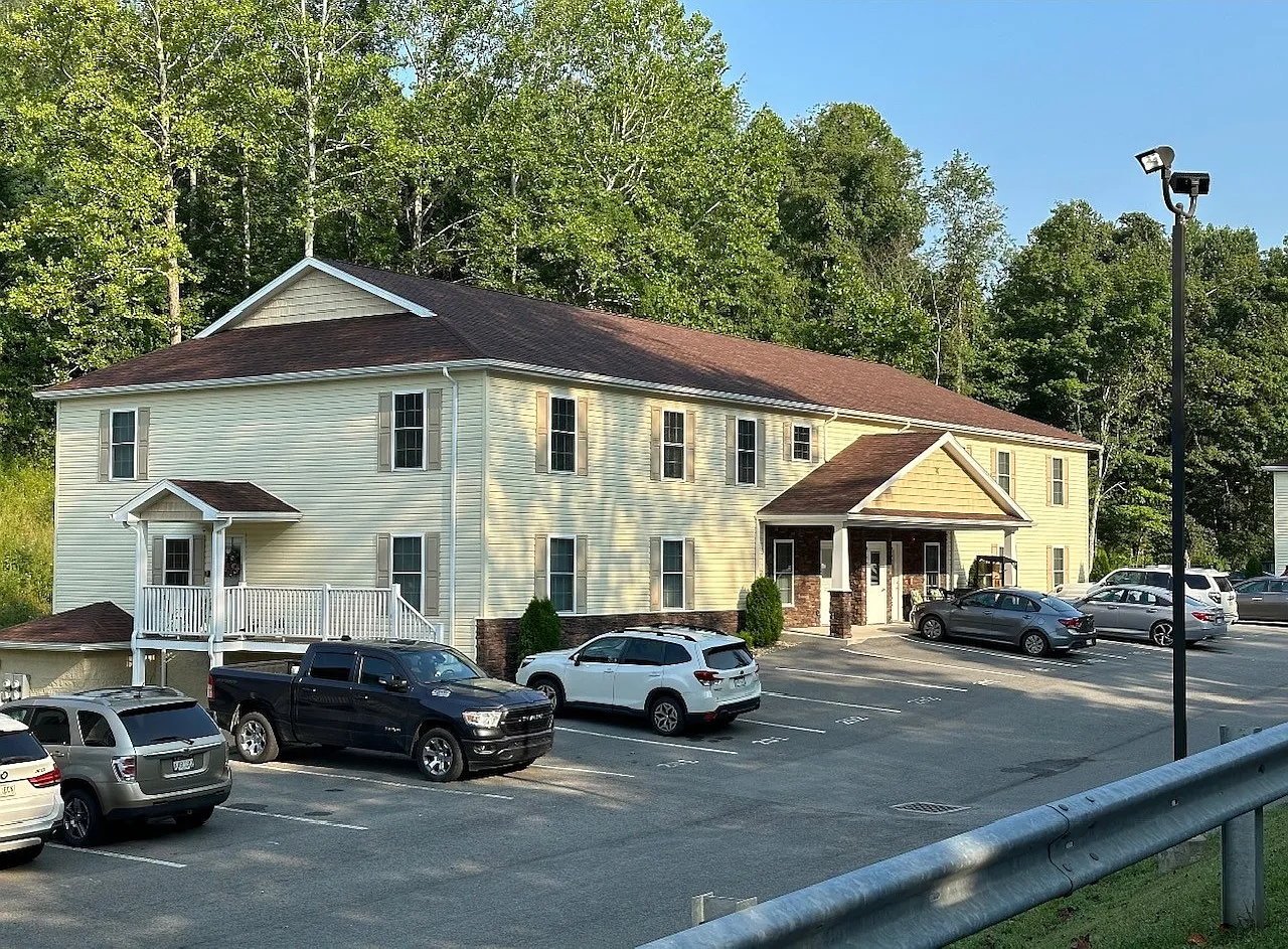 2 bed, 900 sqft, $975 — Photo 4