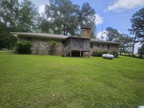 3rd image of 1120 Ridge Trl