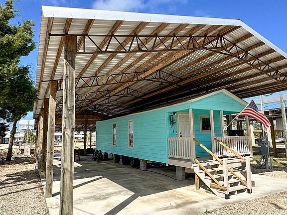 5th image of 20365 Marina Rd