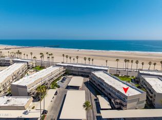 246 E Surfside Dr, Port Hueneme, CA 93041