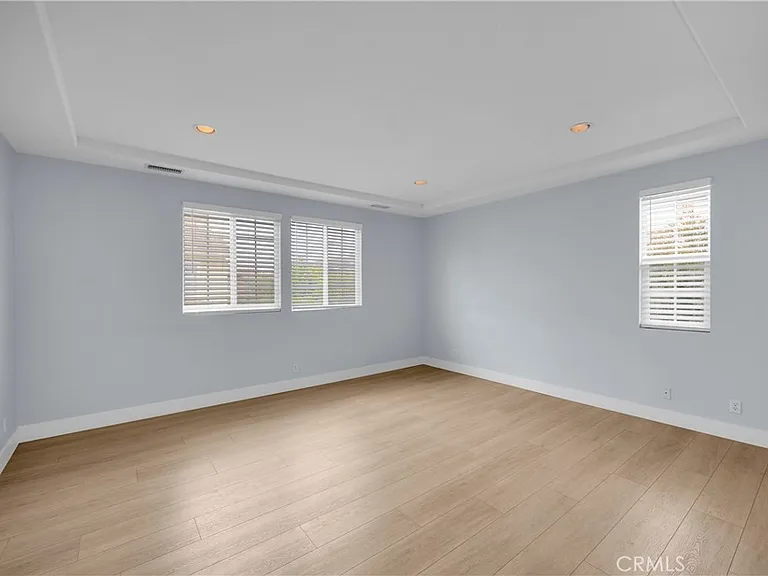 5271 Pearce Dr — Photo 28