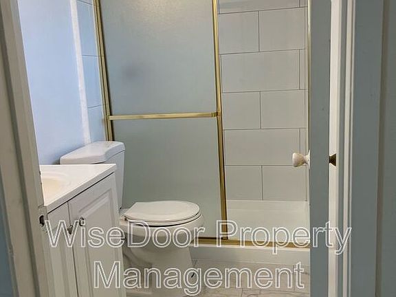 3rd image of 3216 W Cabot Dr #4