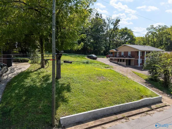 3930 S Crestview Dr NW, Huntsville, AL 35816