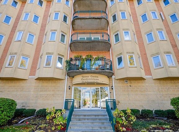 4th image of 100 W Roosevelt Ave Unit 303