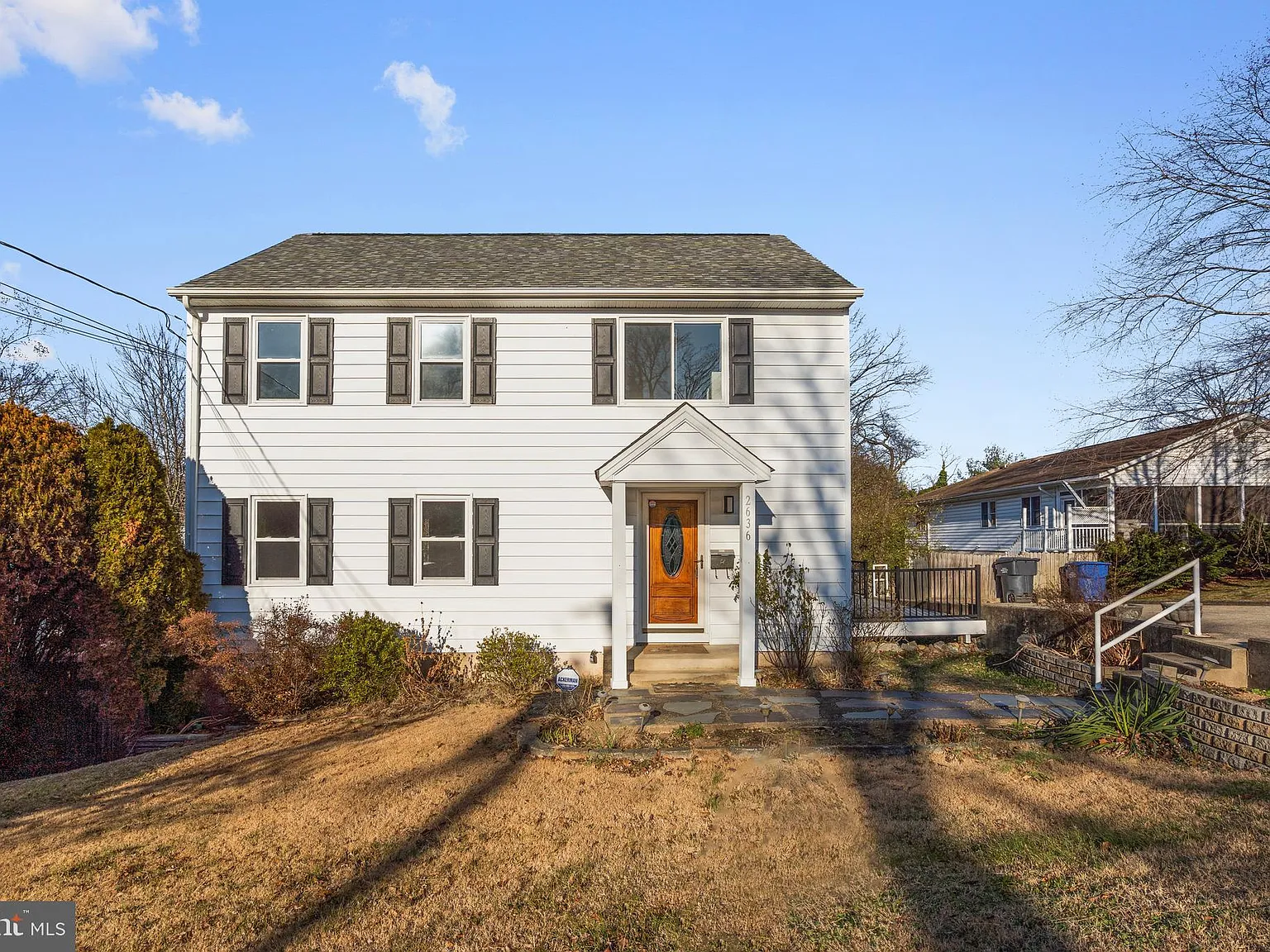 4 bed, 3.5 bath, 2262 sqft, $3,500 — Photo 1