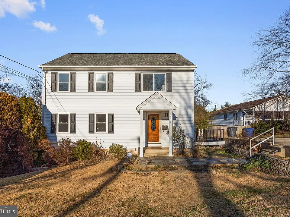 2636 E Side Dr