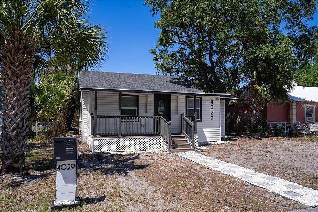 3 bed, 2.0 bath, 1152 sqft, $2,750 — Photo 3