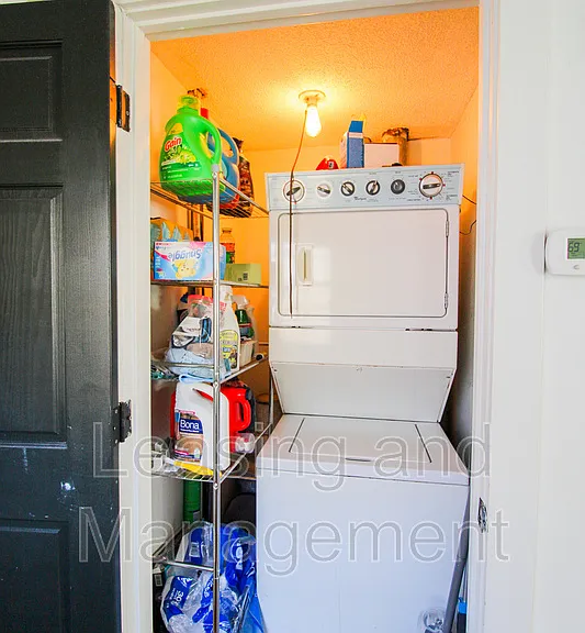 5 Kracke St #B — Photo 6