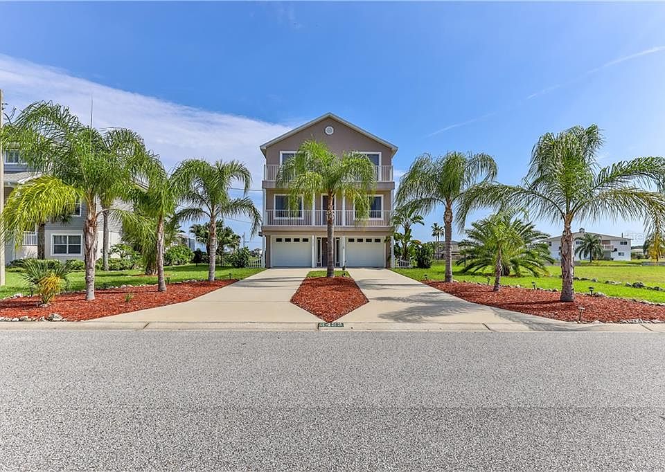 2nd image of 3423 Palometa Dr