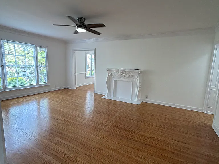 630 S Detroit St #1/2 — Photo 8