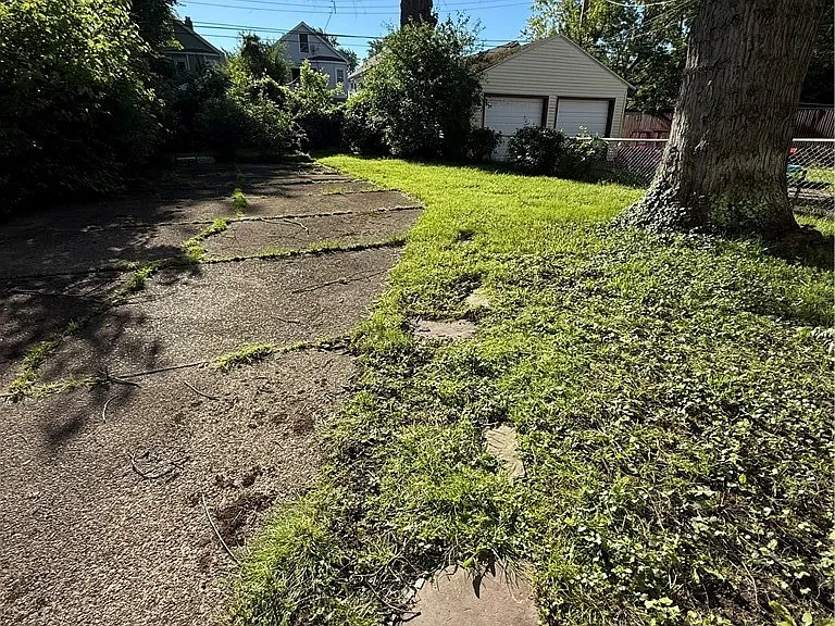 301 Crestwood Ave #UPPER — Photo 9