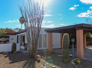 160 N Calle Del Diablo, Green Valley, AZ 85614