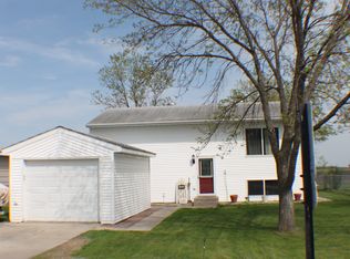 409 3rd Ave, Mapleton, ND 58059