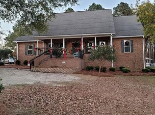 158 N Lakeshore Dr, Cochran, GA 31014